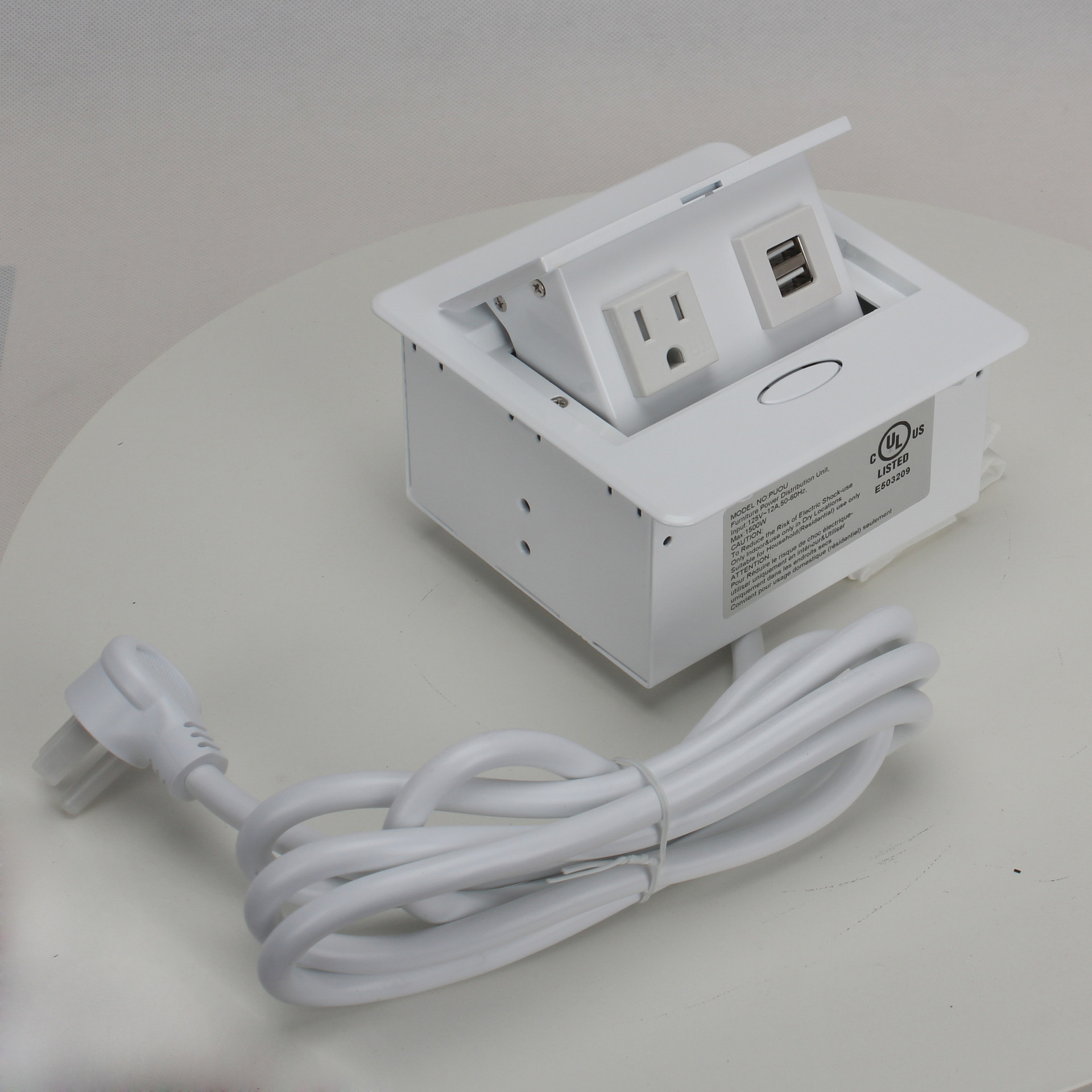 USB充電付きプルアウト式デスク埋込コンセント UL認証モデル